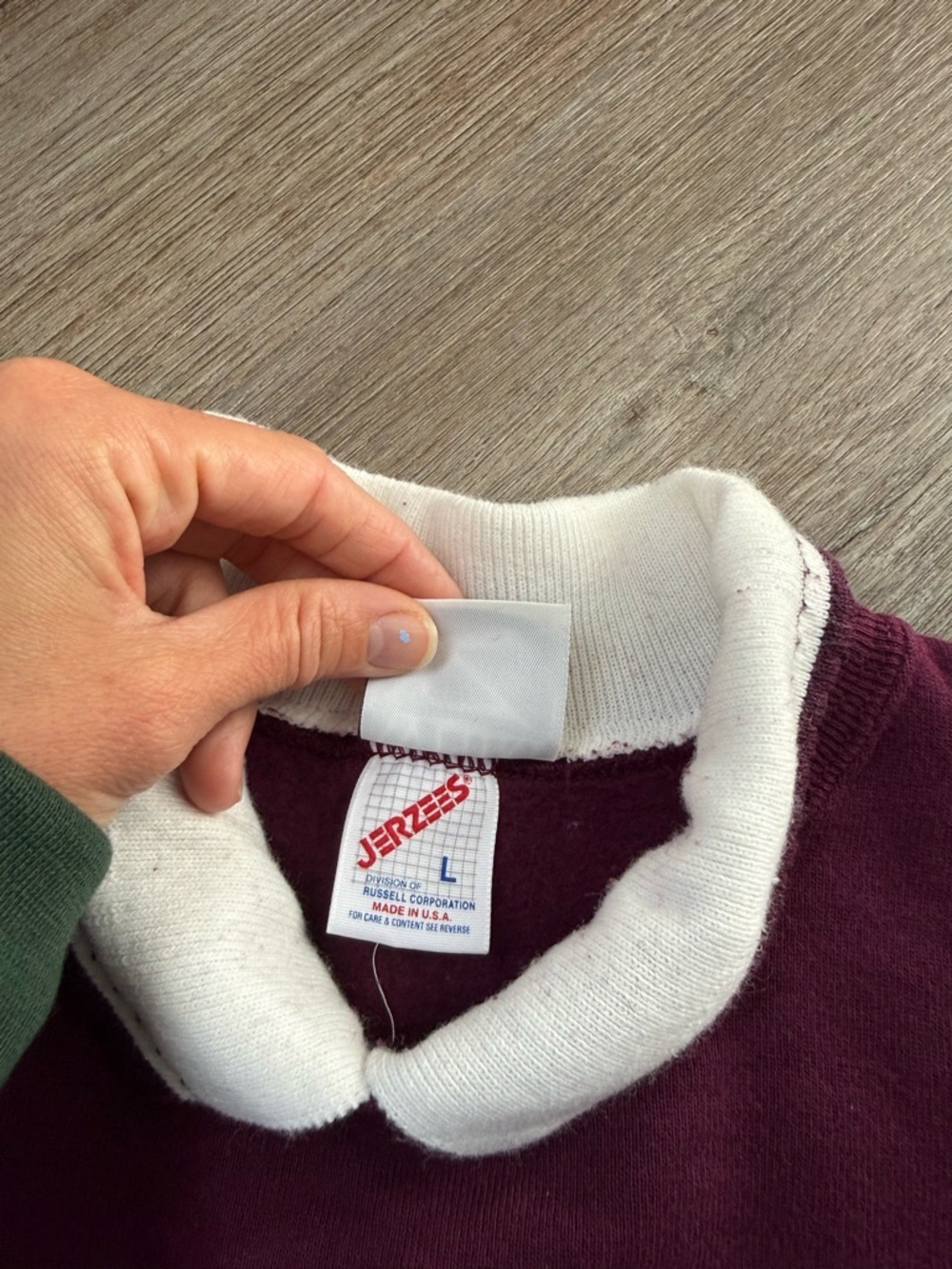 VTG JERZEES Grandma Bird Sweater Retro Cottage Core Burgundy White Size L - Picture 5 of 8